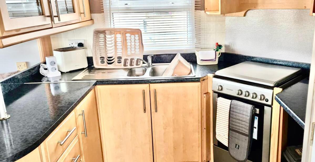 Wrights Retreat 4 Lunan View St Cyrus Caravan Park Saint Cyrus Exterior photo